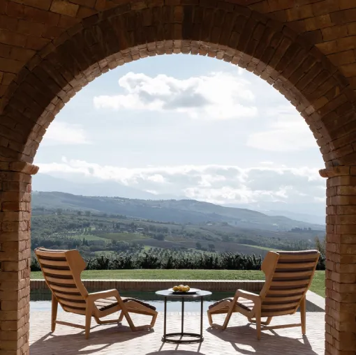 Poltroncina in legno e tessuto D 150 5 di Molteni & C