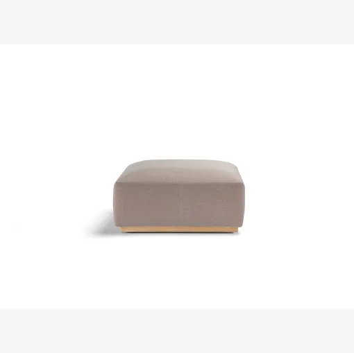Pouf Palinfrasca in tessuto imbottito con base in legno massello di Teak di Molteni & C