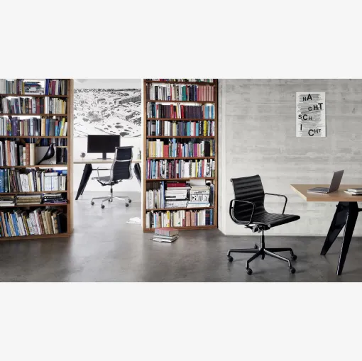 Seduta Operativa Aluminium Chairs EA Work di Vitra