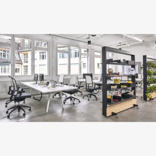 Parete divisoria bifacciale multifunzione per Ufficio Dancing Wall di Vitra