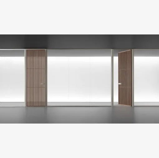 Parete divisoria Spazio e Sail  in vetro trasparente con struttura finitura Platino di Rimadesio